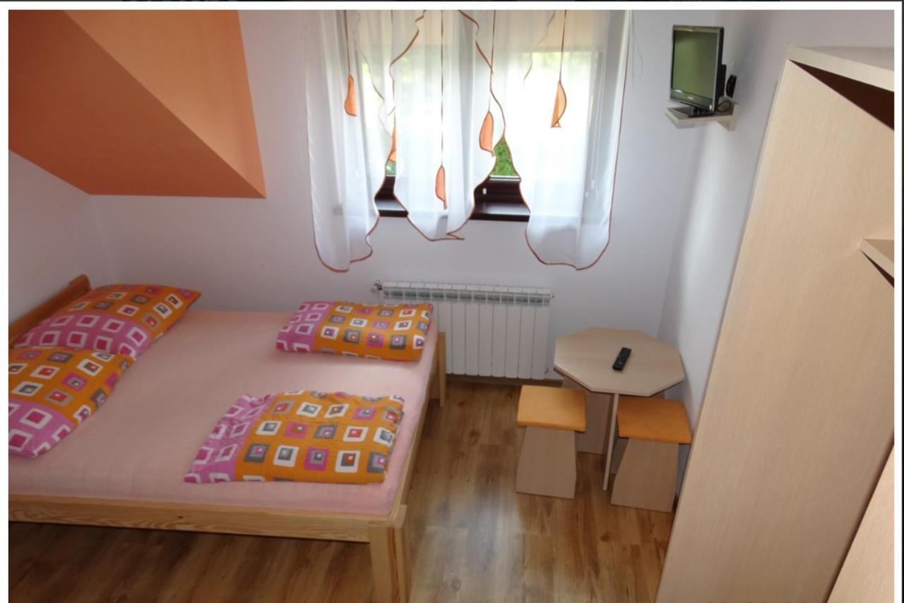 Noclegi U Iwony Zwierzyniec Exterior photo